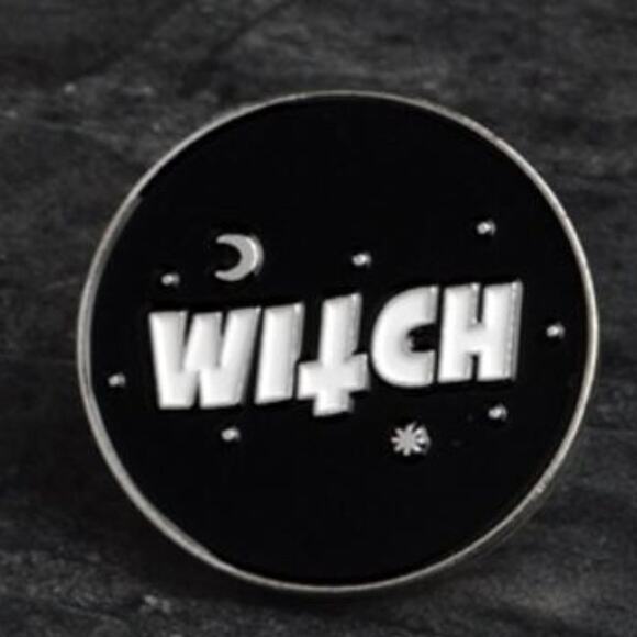 Round Black Witch Pin Brooch - Picture 3 of 3